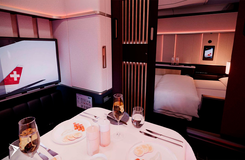 Conheça a SWISS First Grand Suite